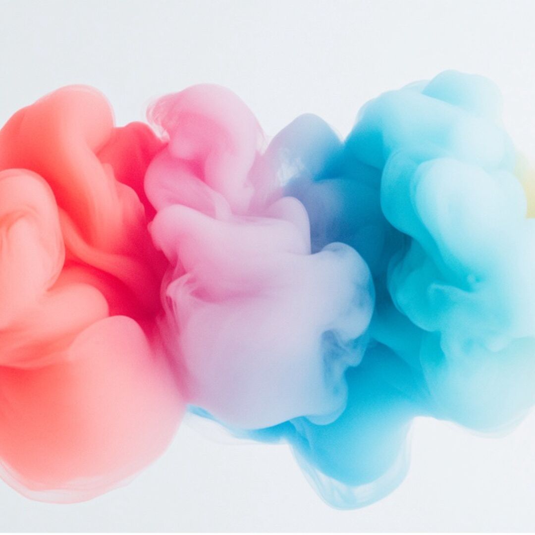 Titelbild des Innovations-Focus Geschlechtervarianz des Universitätsspitals Basel, das bunte Wolken zeigt